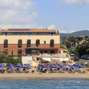 Tramonto Hotel
